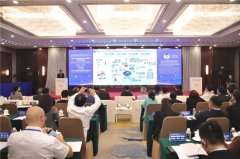 AI驱动标准化新时代：三维