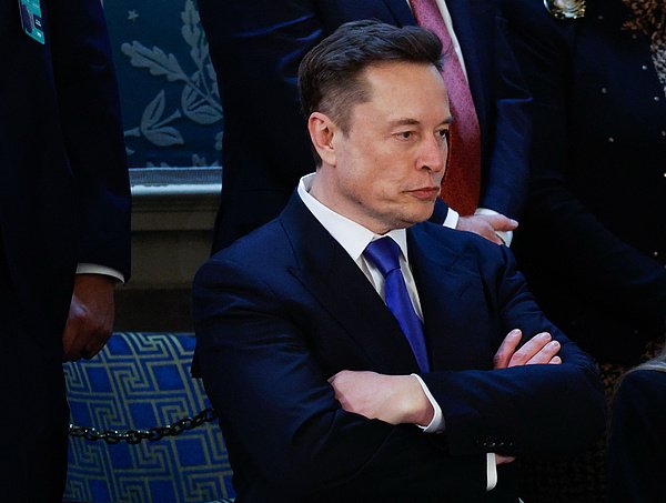 马斯克：削减开支将成为
