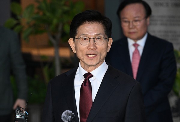 韩国执政党总统候选人更