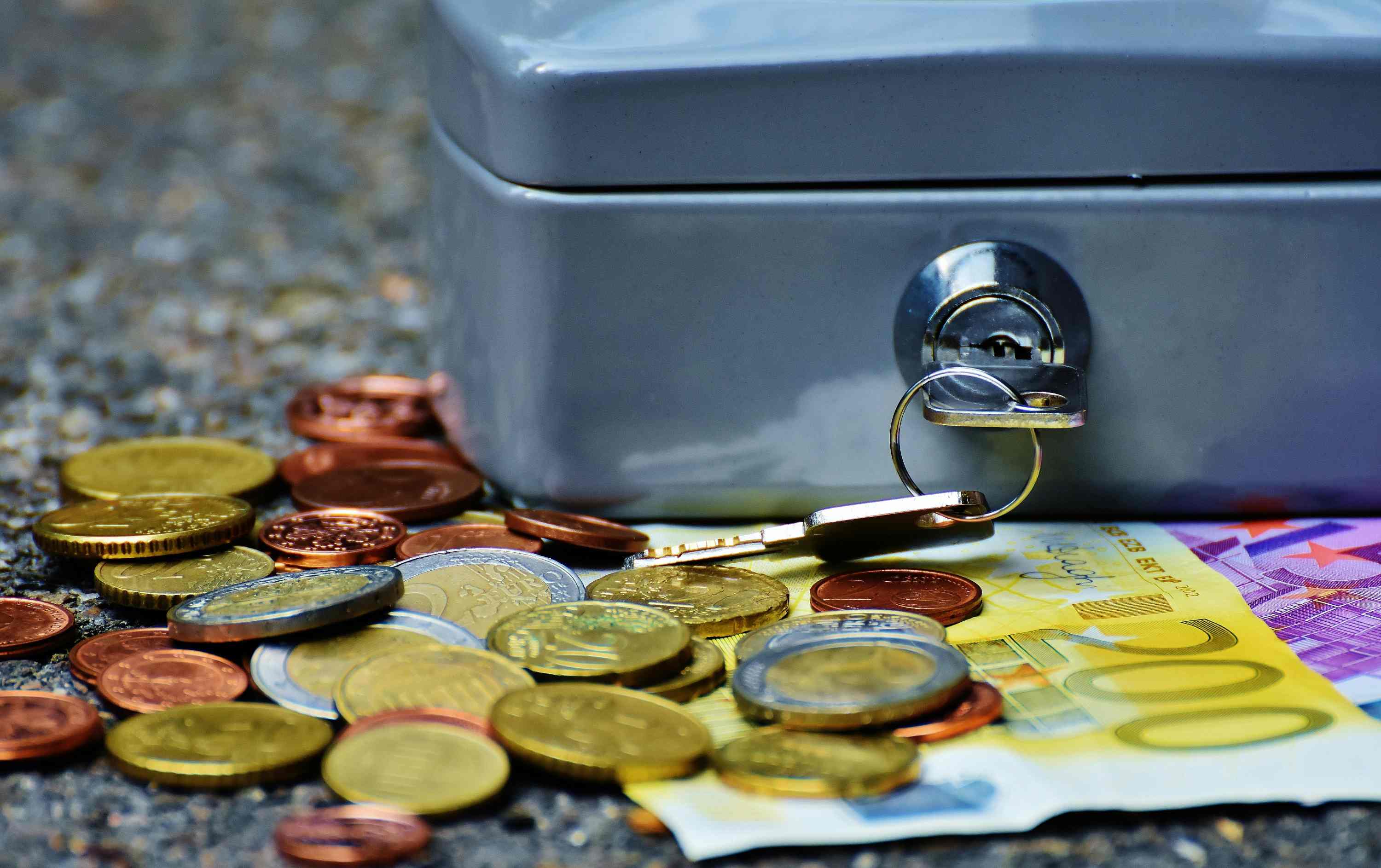 如何分析黄金市场行情？
