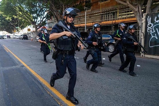 美国加州州长将就国民警
